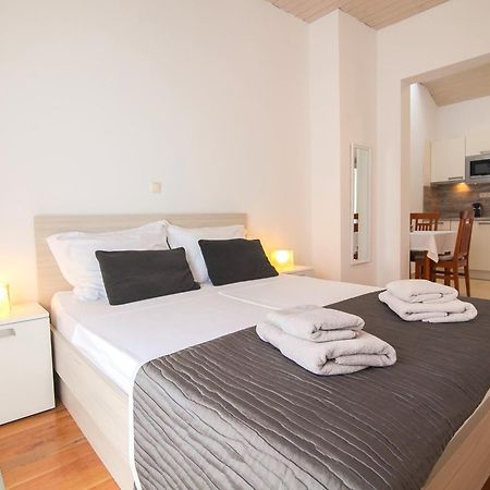Helvetia Sunny Apartments Bol Eksteriør billede