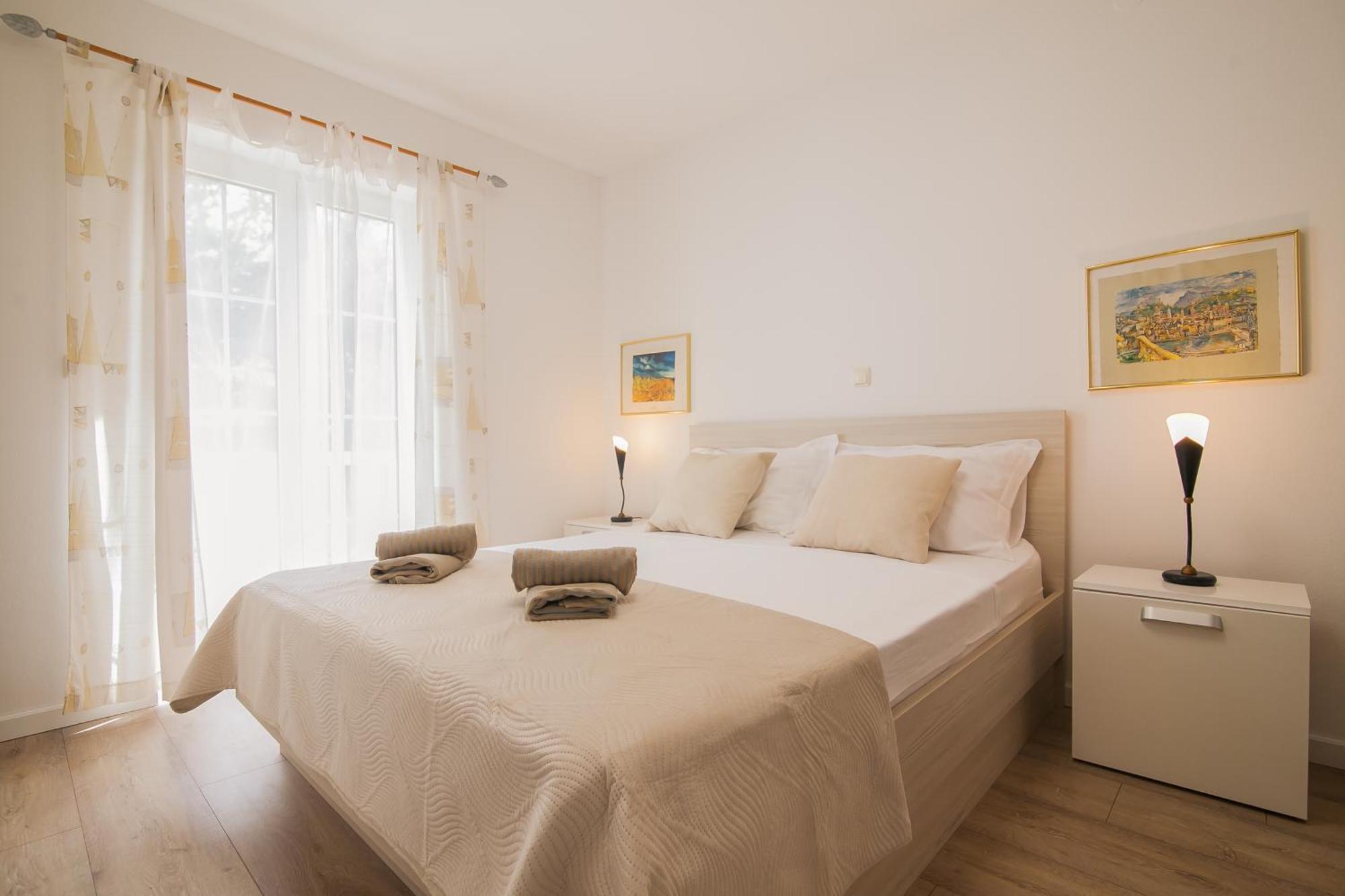 Helvetia Sunny Apartments Bol Eksteriør billede