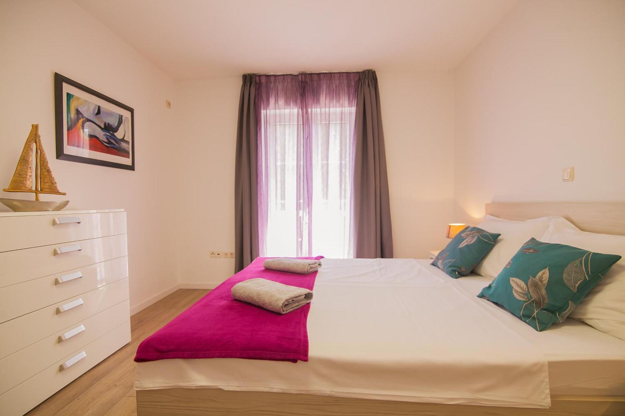 Helvetia Sunny Apartments Bol Eksteriør billede