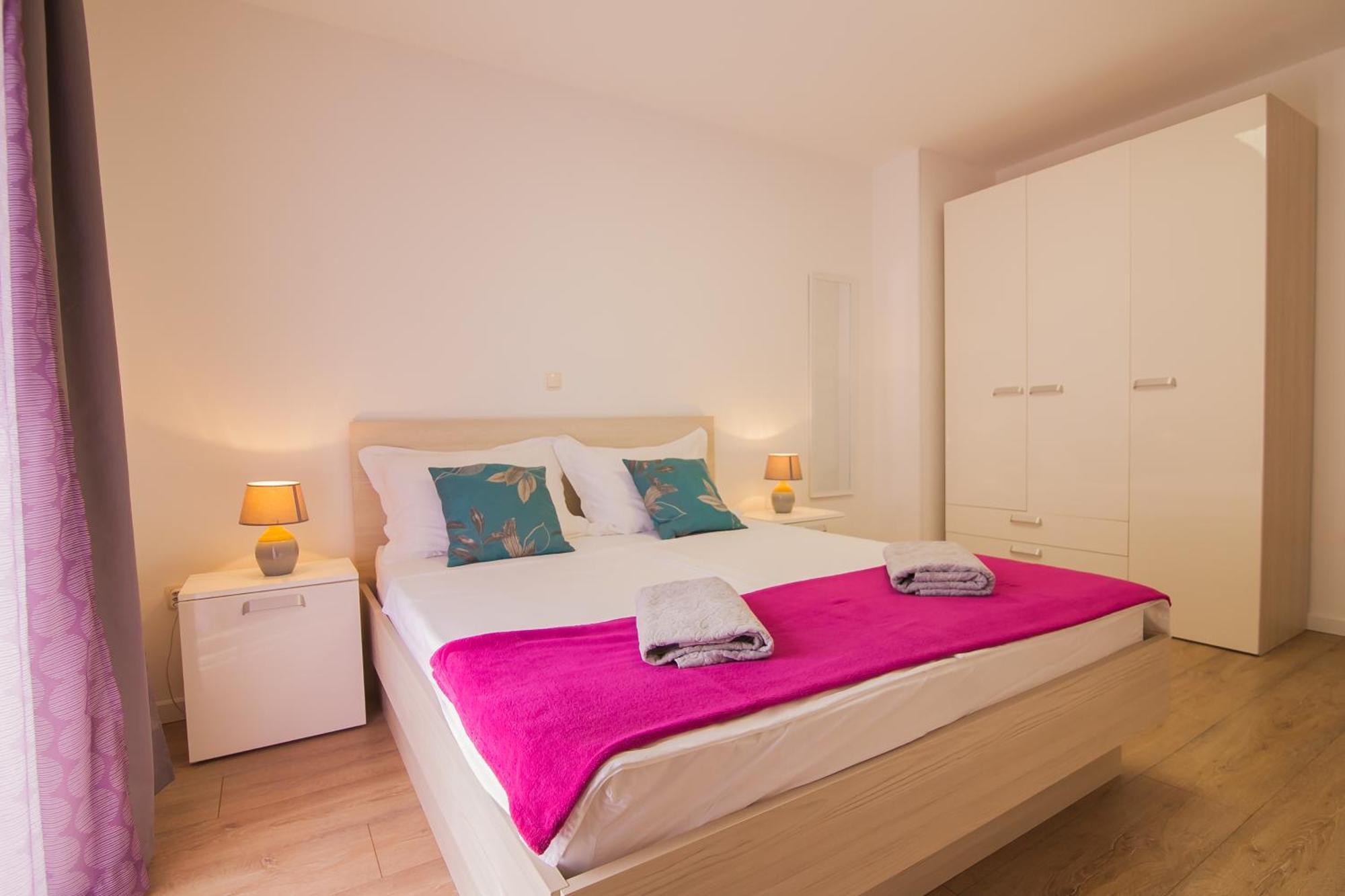 Helvetia Sunny Apartments Bol Eksteriør billede