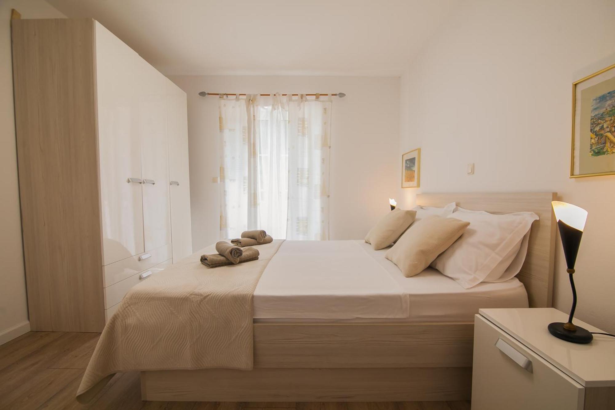 Helvetia Sunny Apartments Bol Eksteriør billede